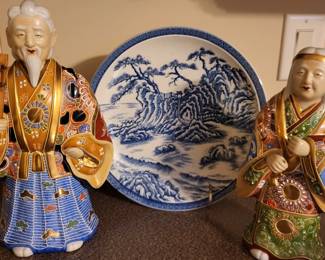 Antique large Kutani statues see next pic for marking.