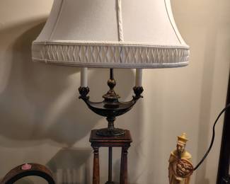 Rare stiffel brass and wood column regency lamp
