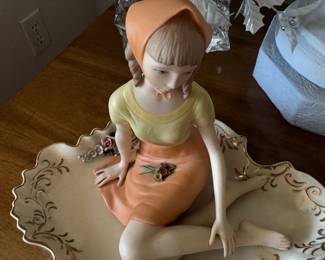 Goebel Figurine - by Laszlo Ispanky