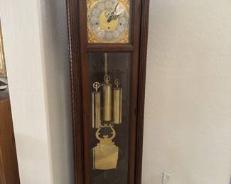 Colonial of ZEELAND Grandfather Clock
