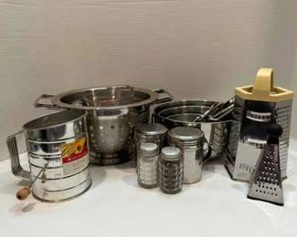 Mixing Bowls, Strainer, Sifter, More Kitchenware