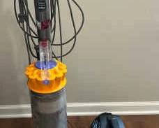 Dyson Vacuum Oreck XL Handheld Vacuum