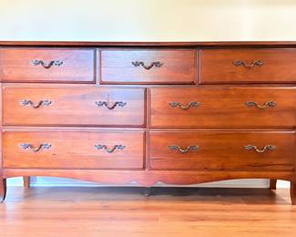 Impressions By Thomasville Wood Dresser