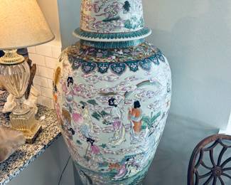 Pair of Monumental Chinese Famille Rose Urns with Foo Dog Finials.   Republic Period (1912-1940) Each urn stands about 60" tall (73" including carved wood bases). From an estate collection in La Jolla, California. 