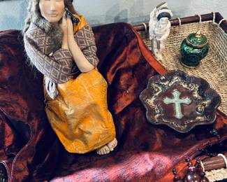 Signed DW “05
Handmade statue
Santa Fe, NM