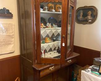 Step back cabinet over 100 yrs old
Great condition- ready to be used
