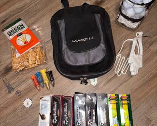 The Oakcreek Country Club Sedona Golf Ball Marker,
Pinehurst No. 2 1907 Metal Golf Ball Marker, Divot Repair Tool TANA Corp. Toledo, Ohio, Golf Supplies!


