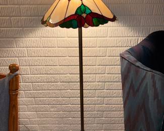 Tiffany Style Stained Glass Floor Lamp W/Brass & Granite Base
