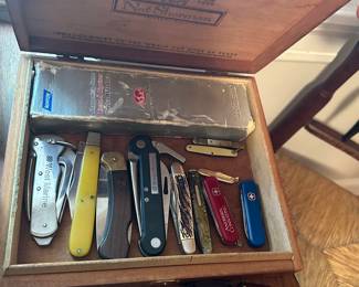 Pocket knife collection 