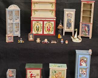 Hand-Painted miniatures by Karen L. Markland (we have many more than this!)