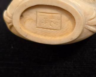 Mark on bottom of antique bottle
