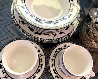 American Atelier Serengeti Porcelain