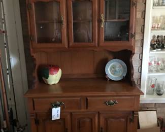 Nice small China/hutch