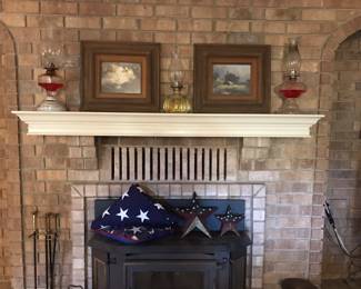 Windbergs, oil lamps, US flags