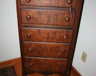 Mahogany Chest Counts