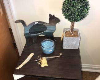 Items Located In The 2nd Bedroom