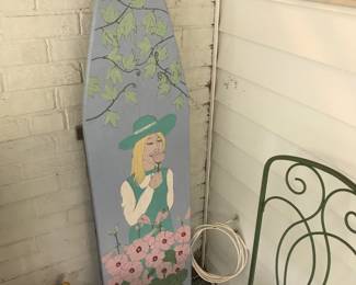 Items Located In The Screened In Back Patio