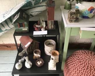 Items Located In The Screened In Back Patio