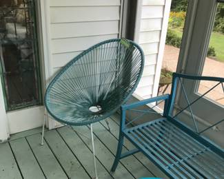 Items Located In The Screened In Back Patio