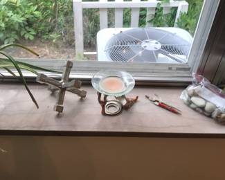 Items Located In The 2nd Bedroom