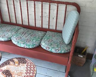 Items Located In The Screened In Back Patio