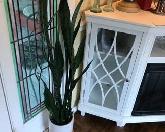 Items Located In The Family Room