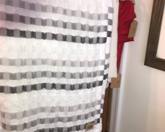 Items Located In The 2nd Bedroom