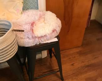 Items Located In The 1st Bedroom ( Master)