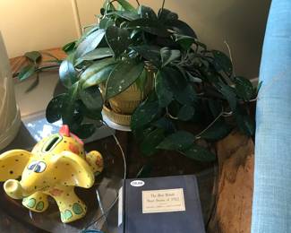 Items Located In The Family Room