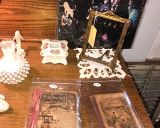 Items Located In The 3rd Bedroom