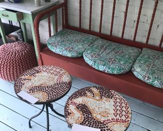 Items Located In The Screened In Back Patio