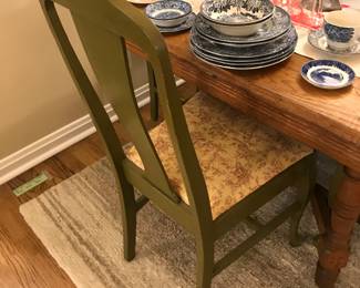 Items Located In The Dining Room