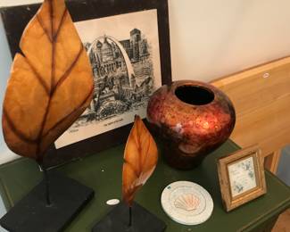 Items Located In The 2nd Bedroom