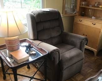 Items Located In The Family Room