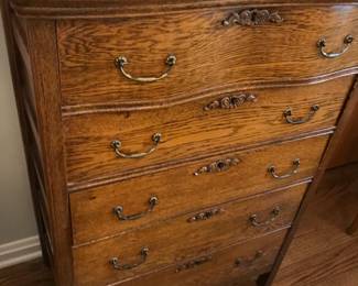 Items Located In The 3rd Bedroom