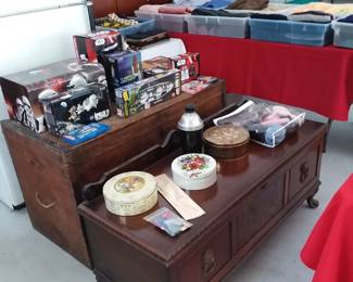 Blanket & cedar chests, Star Wars collection 