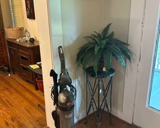 Marble top & cast iron plant stand