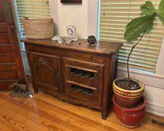 Rustic wine caninet