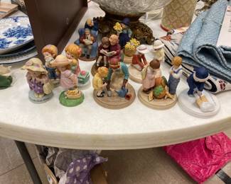 figurines