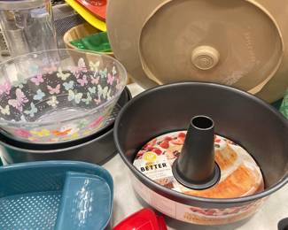 baking and kitchen items