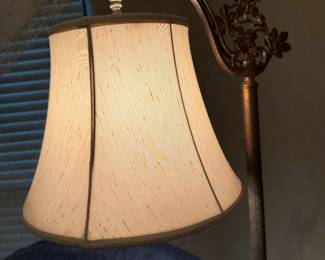 Floor lamp