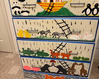 Noah’s Ark Theme Chest of Drawers