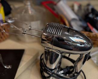 Hand Mixer
