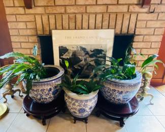 porcelain pots & pedestals