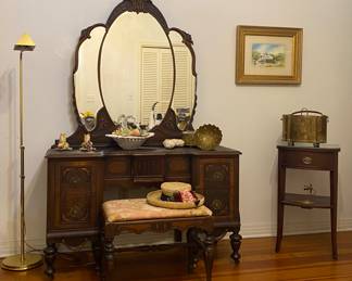 ornate antique vanity set