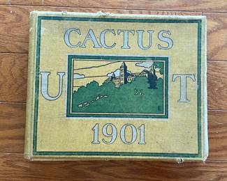 1901 UT Cactus ex libres, Hook em