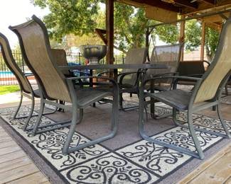 nice patio set 