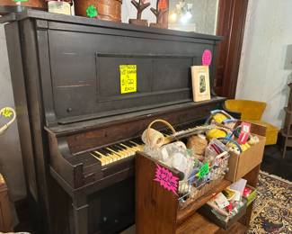 Piano - Decor Items - Wood Shelf