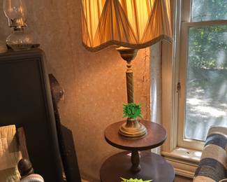 Vintage Lamp - Round Side Table