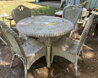 Wicker Table and chairs